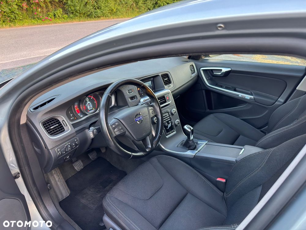 Volvo V60 D4 Drive-E Kinetic - 14
