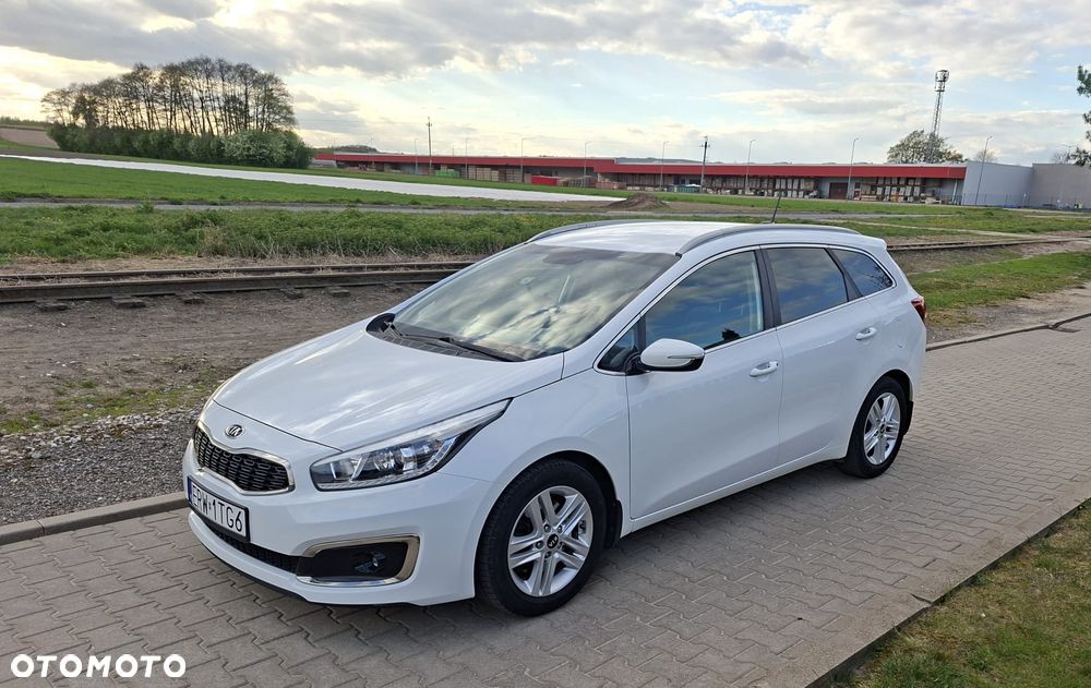 Kia Ceed 1.6 CRDi L Business Line - 1