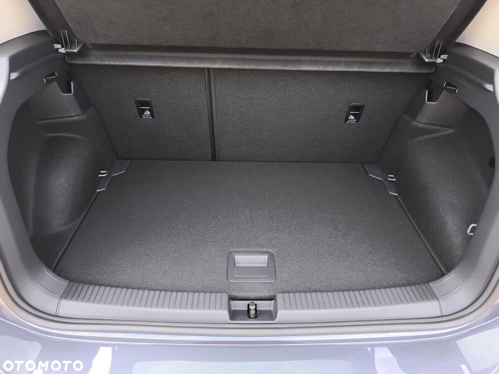 Volkswagen T-Cross - 17