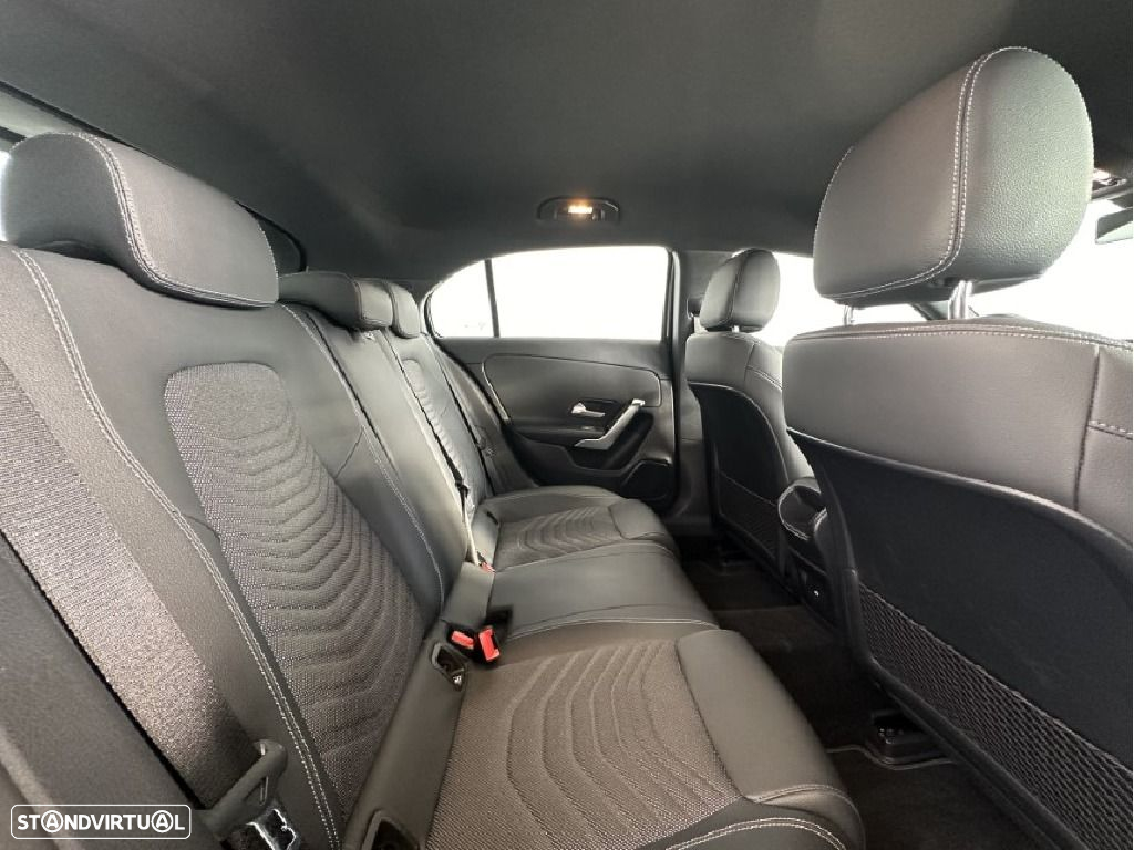 Mercedes-Benz A 250 e - 18