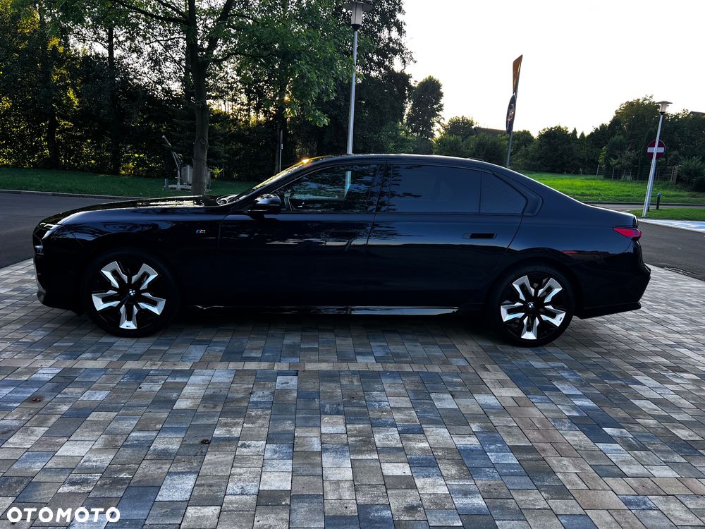 BMW Seria 7 740d xDrive - 37