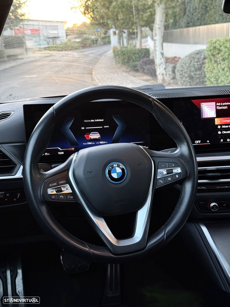 BMW i4 - 13