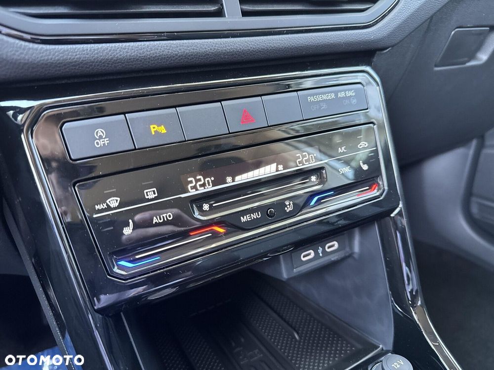 Volkswagen T-Cross - 26