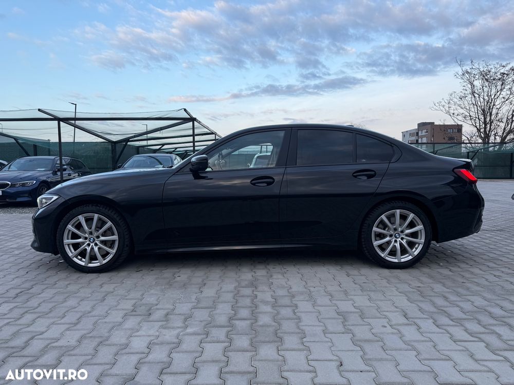 BMW Seria 3 330d Aut. Sport Line - 7
