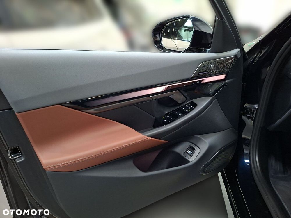 BMW Seria 5 - 12