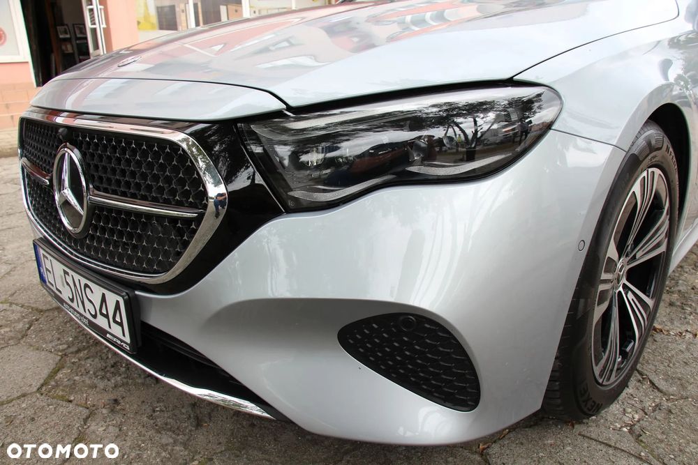 Mercedes-Benz Klasa E 220 d mHEV 4-Matic Avantgarde 9G-Tronic - 9