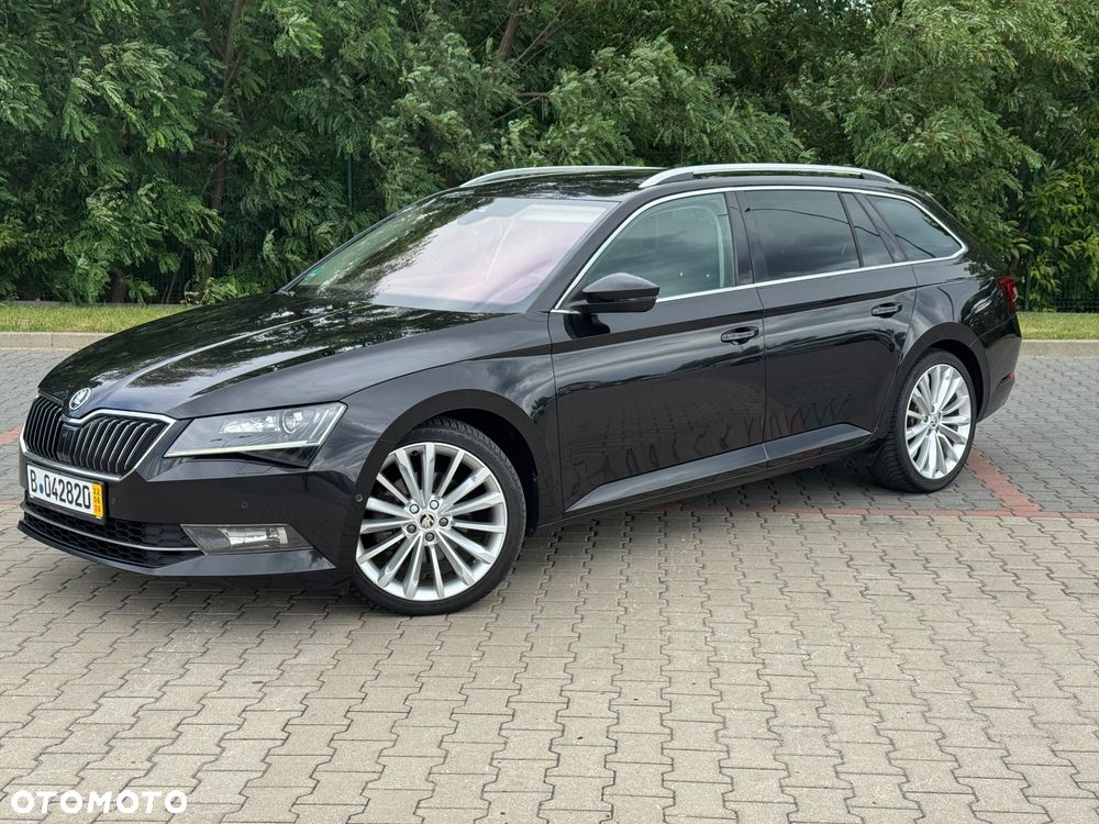 Skoda Superb 2.0 TDI DSG Premium Edition - 5
