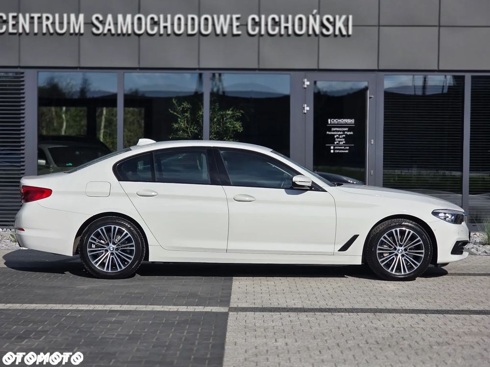 BMW Seria 5 530e iPerformance xDrive Sport Line sport - 6