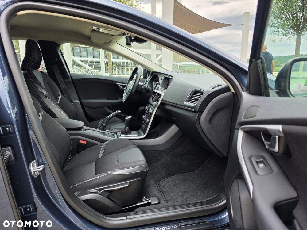 Volvo V40 - 27