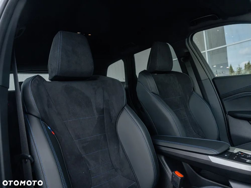 BMW X1 sDrive18d - 11