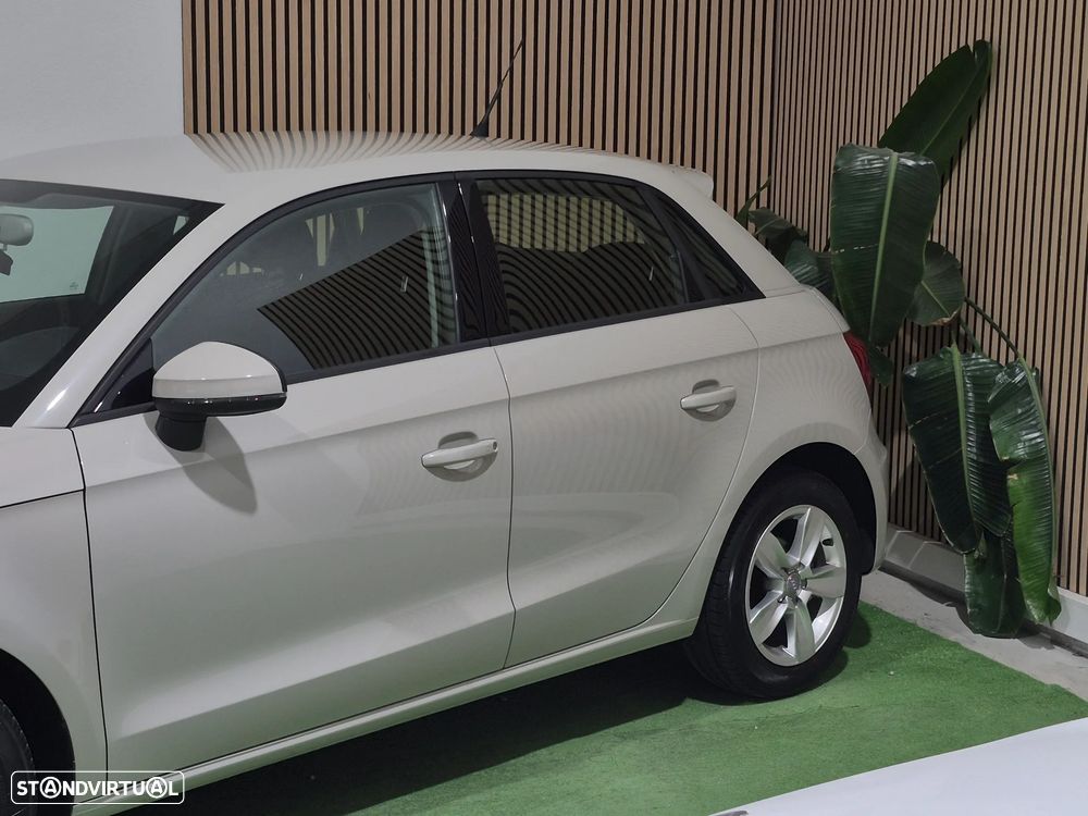 Audi A1 Sportback 1.4 TDI Sport - 4