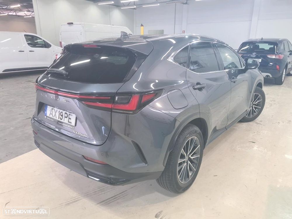 Lexus NX 450h+ Executive - 3