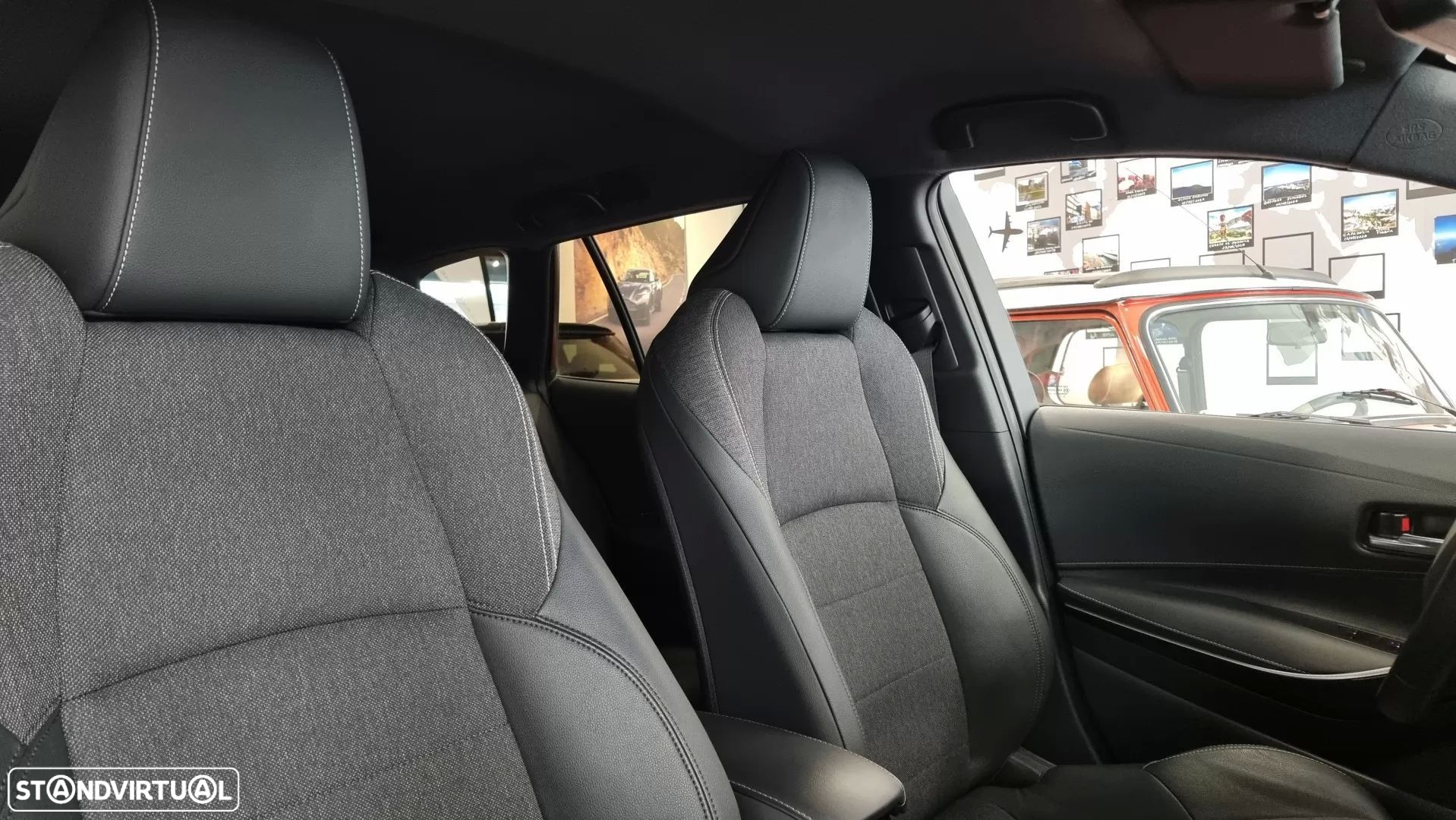 Toyota Corolla 1.2T Comfort+P.Sport - 33