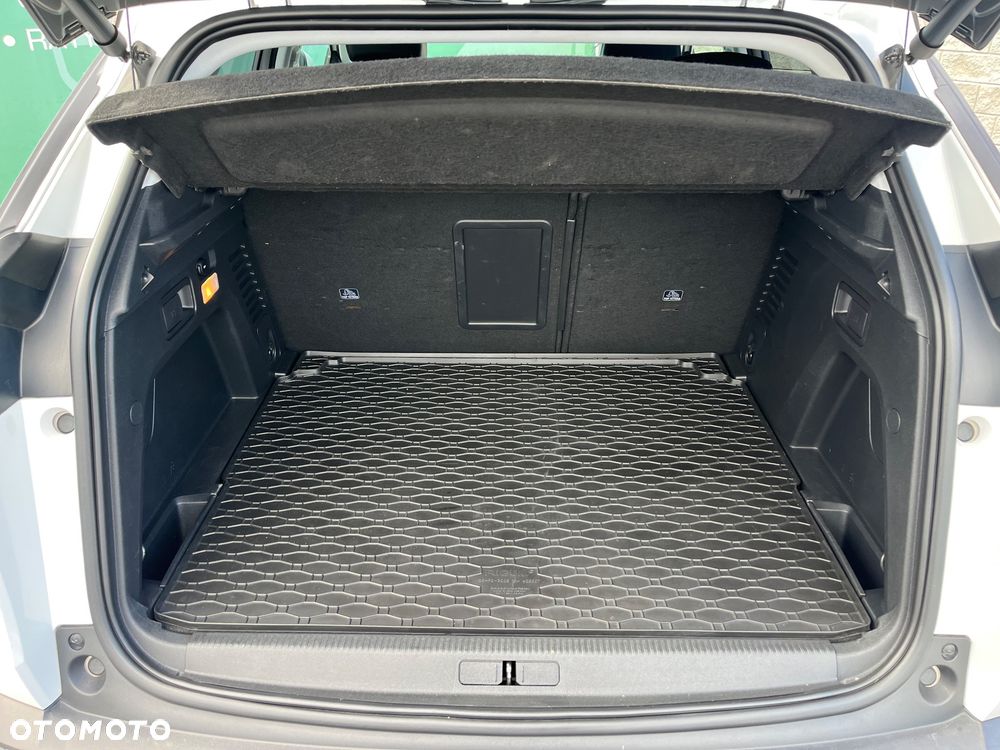 Peugeot 3008 BlueHDi 130 Stop & Start EAT8 Allure Business-Paket - 25