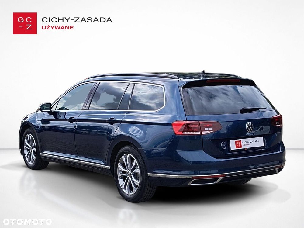 Volkswagen Passat - 3