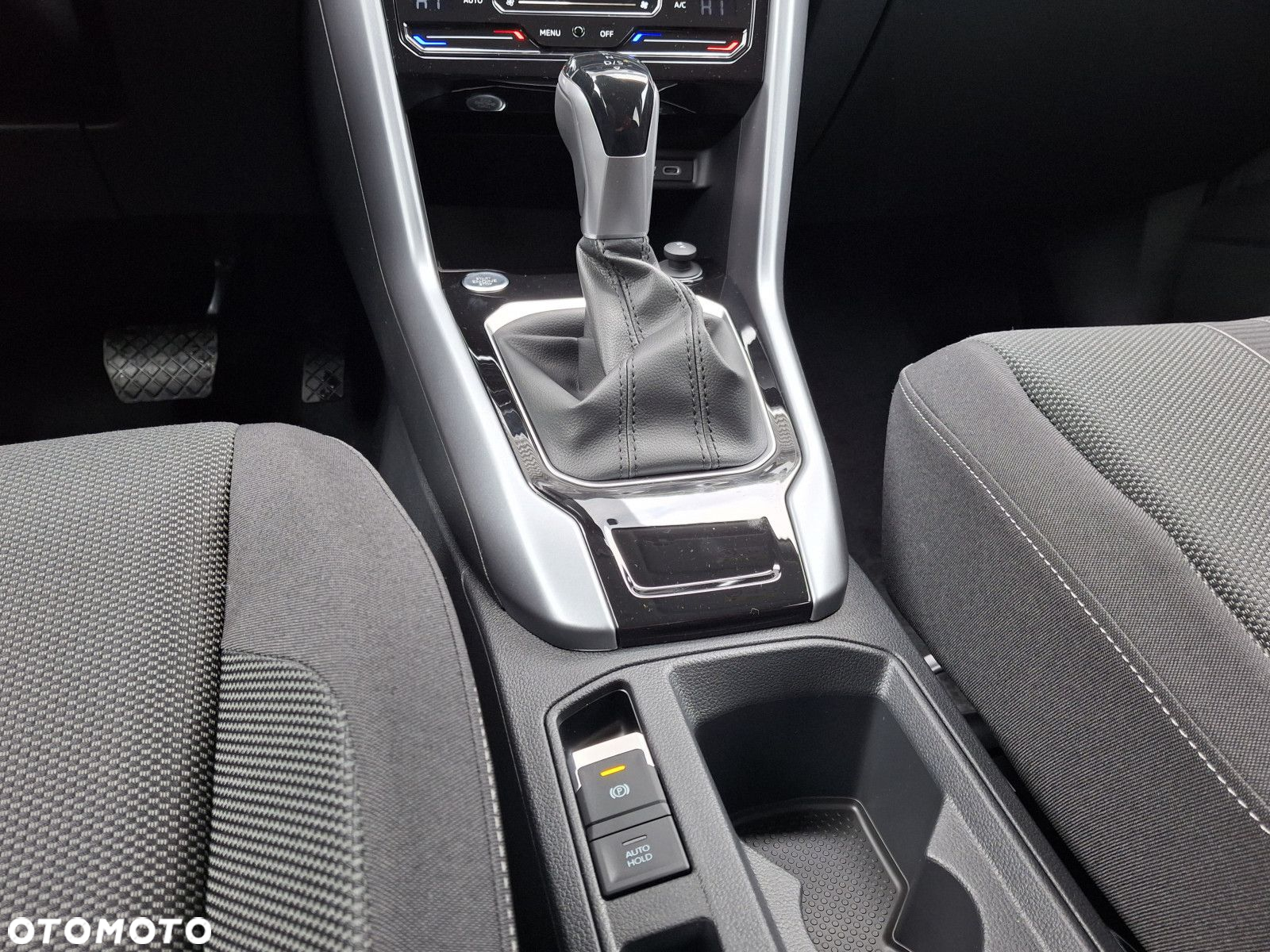 Volkswagen T-Roc 1.5 TSI Life DSG - 19