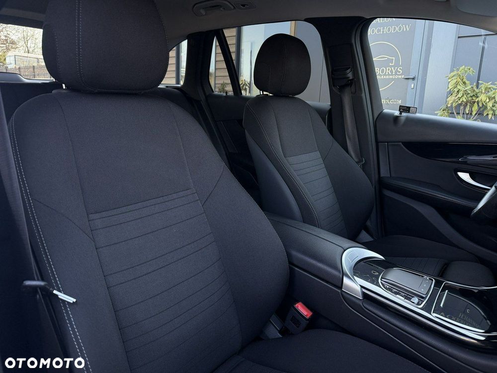 Mercedes-Benz GLC - 13