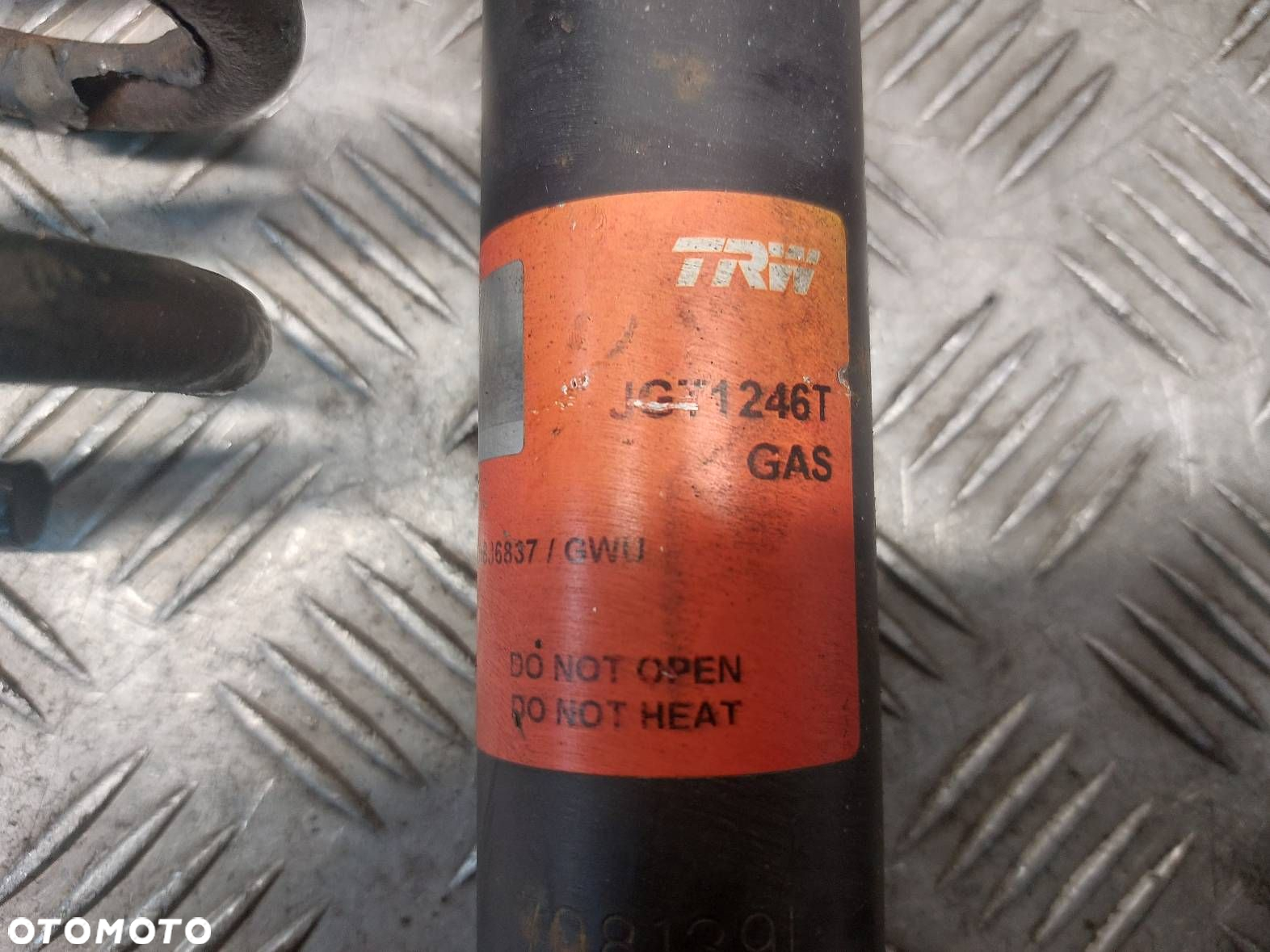 AMORTYZATOR + SPRĘŻYNA LEWY TYŁ + PRAWY TYŁ KIA CEED I LIFT JGT1246T - 2
