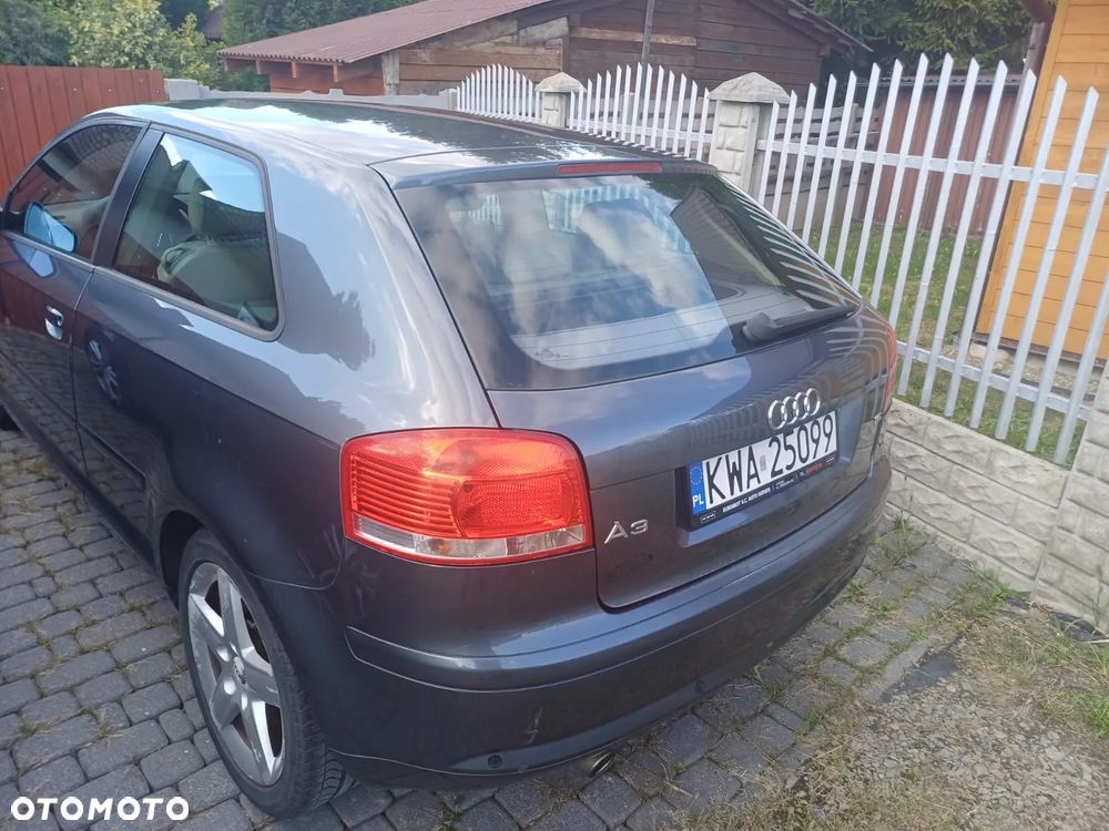 Audi A3 1.6 Attraction - 4