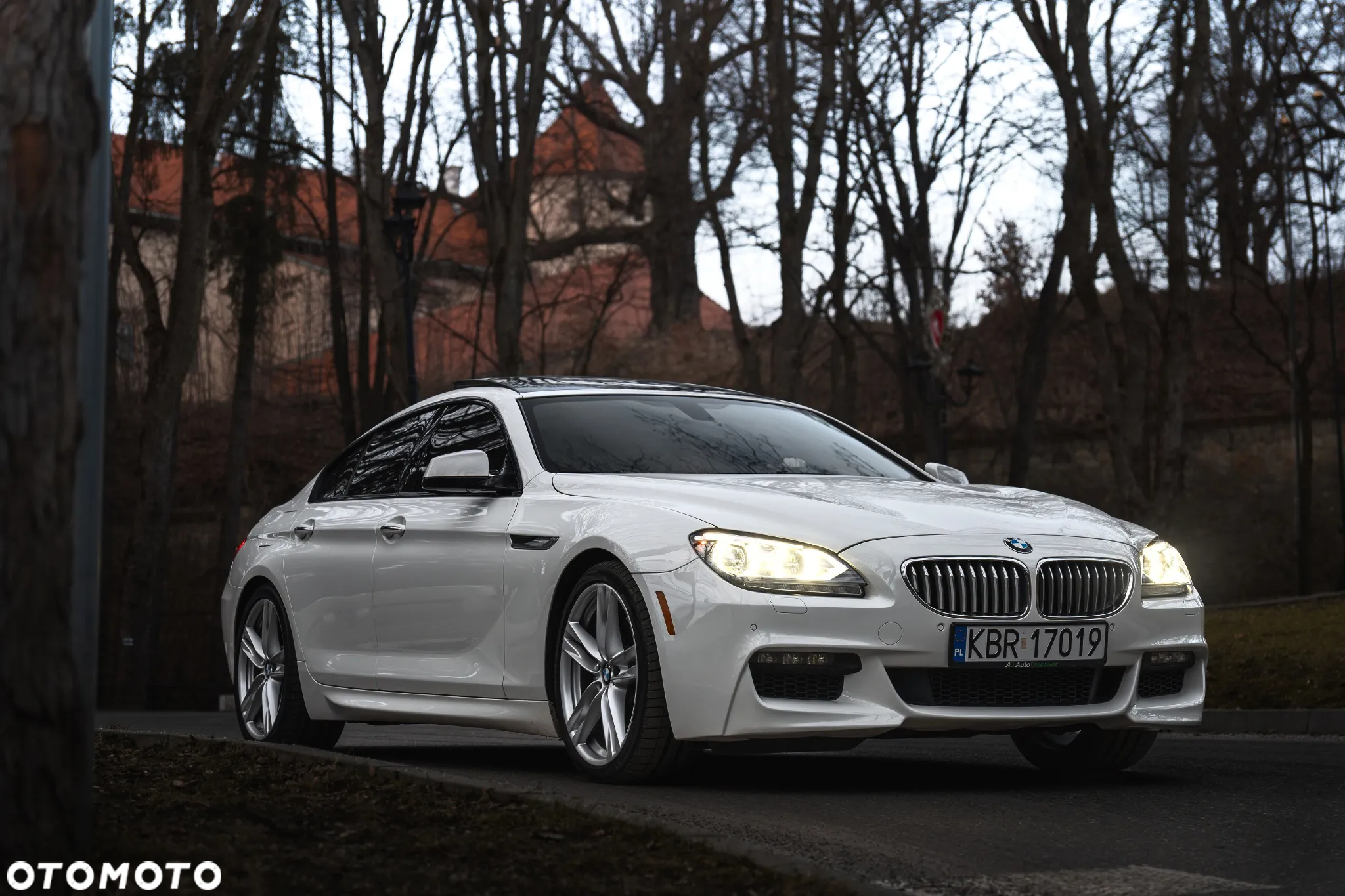 BMW Seria 6 650i xDrive - 12