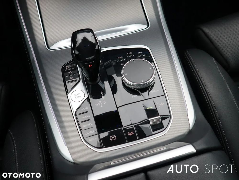 BMW X5 xDrive45e - 37