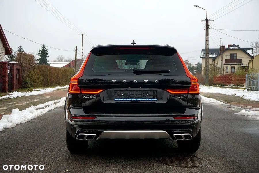 Volvo XC 60 D4 AWD Geartronic Momentum - 18