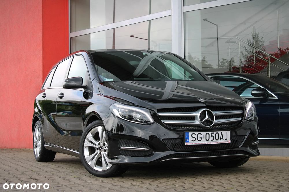 Mercedes-Benz Klasa B 220 4-Matic - 1