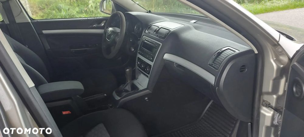 Skoda Octavia 1.6 TDI Active - 11