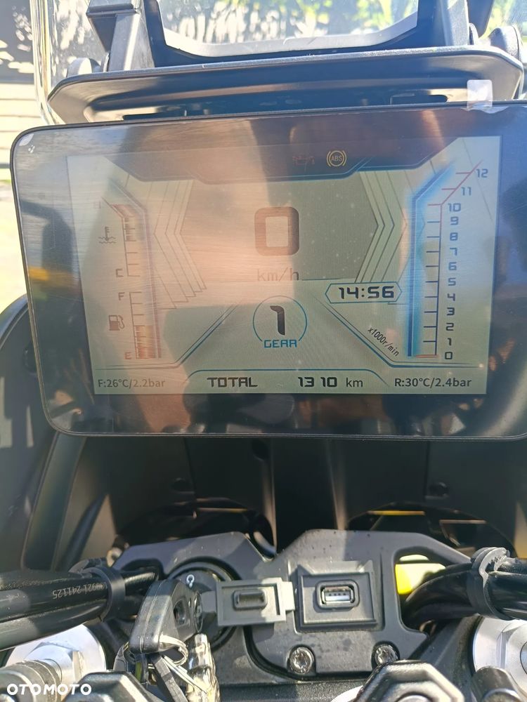 QJMOTOR SVT 650X - 5
