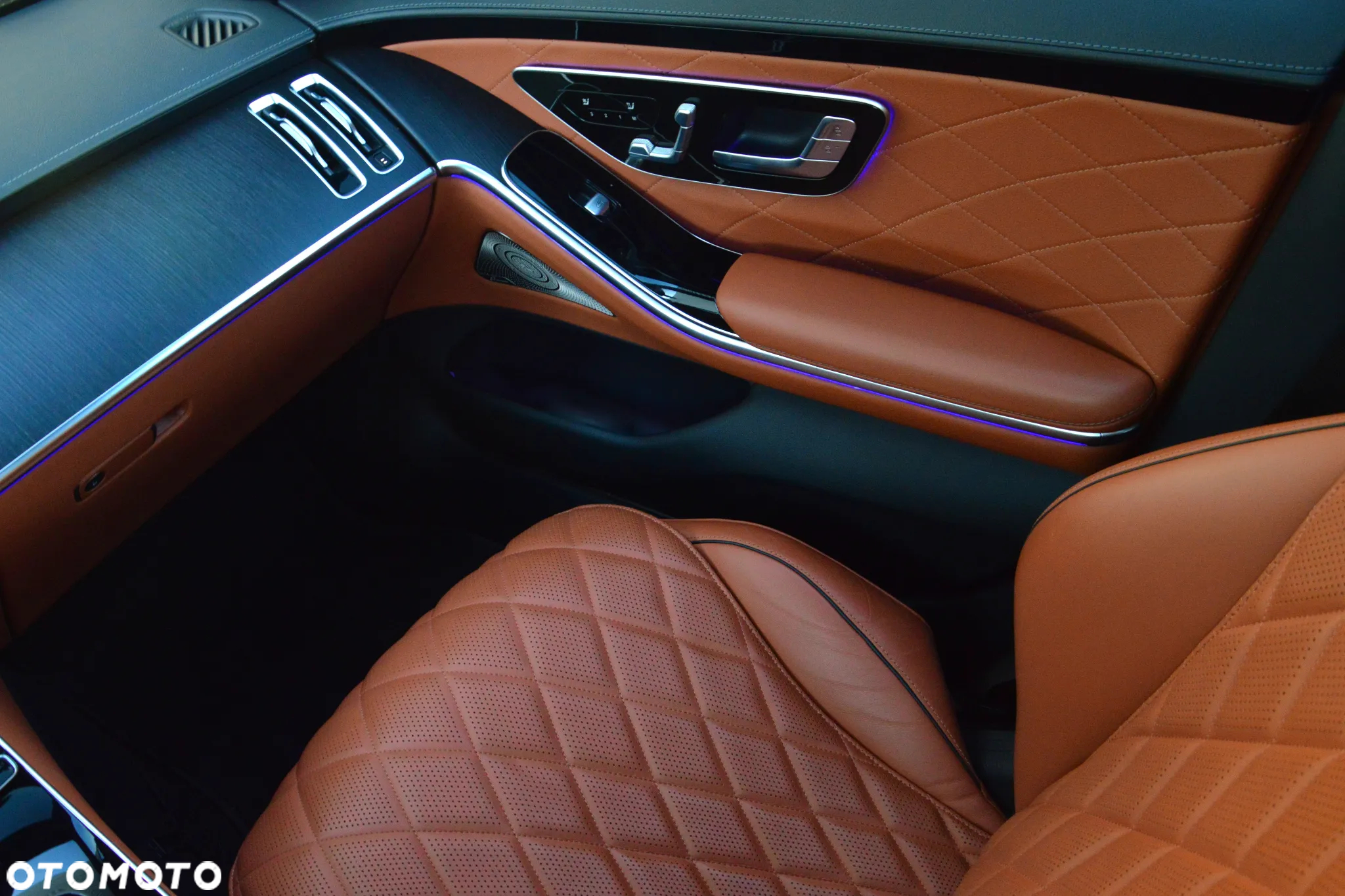 Mercedes-Benz Klasa S 400 d 4-Matic 9G-TRONIC - 23