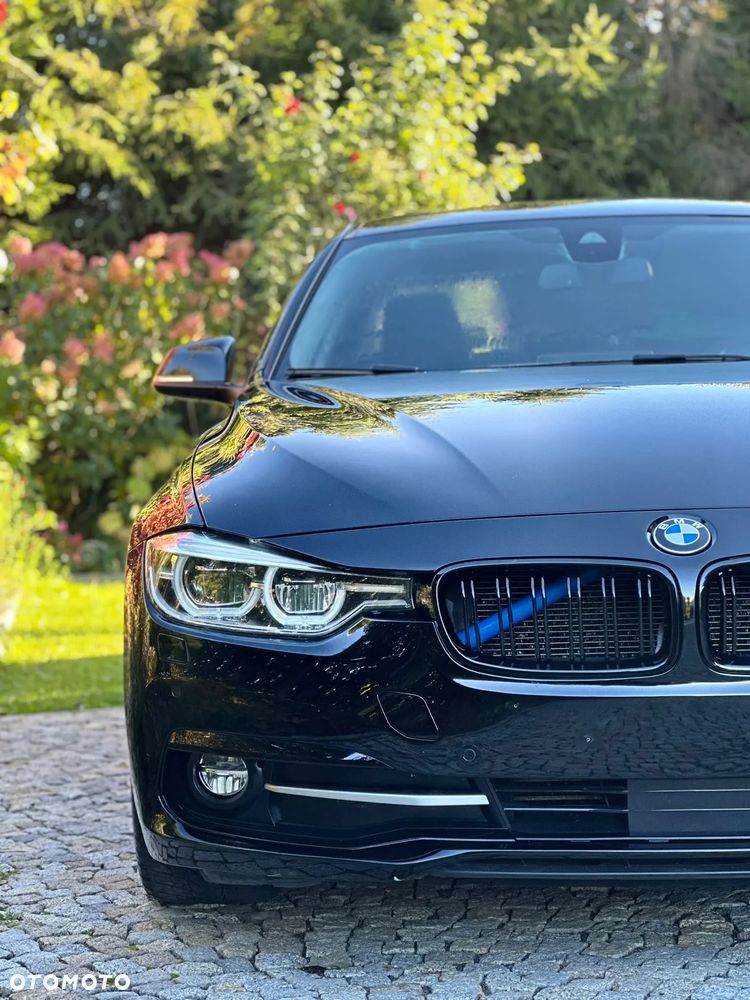 BMW Seria 3 2017 photo 4