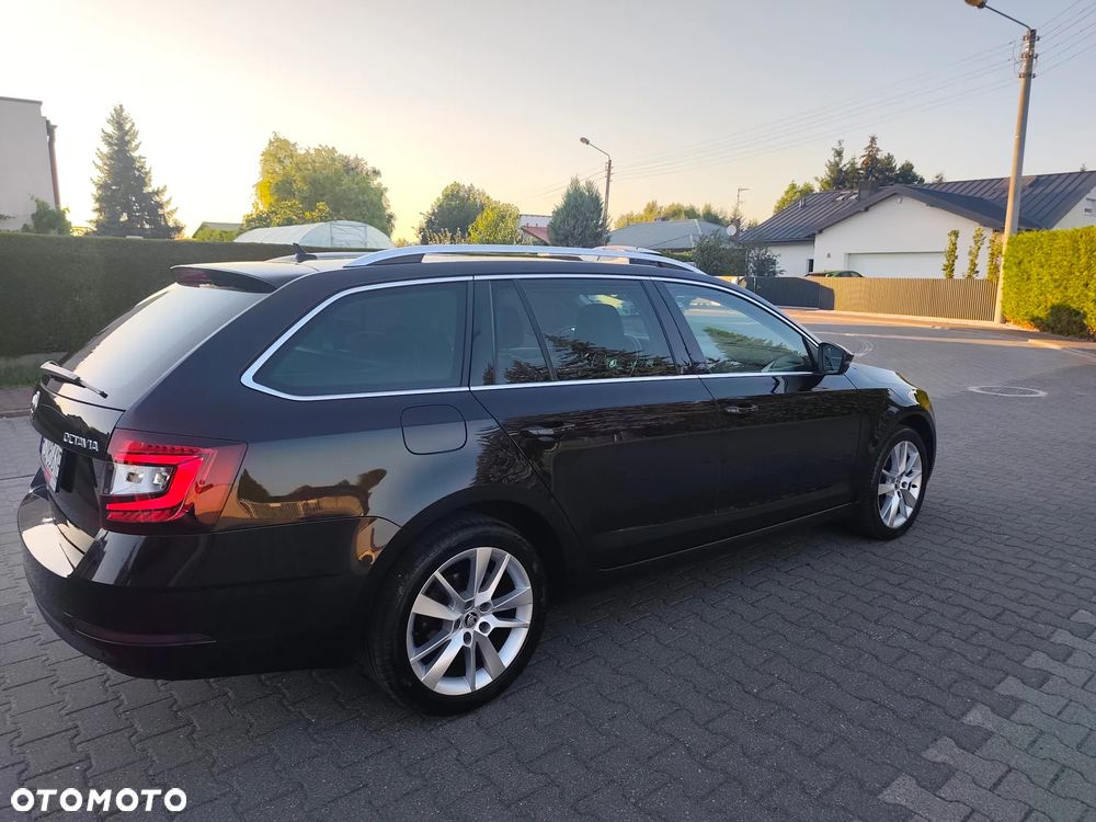 Skoda Octavia 2.0 TDI DSG Premium Edition - 15