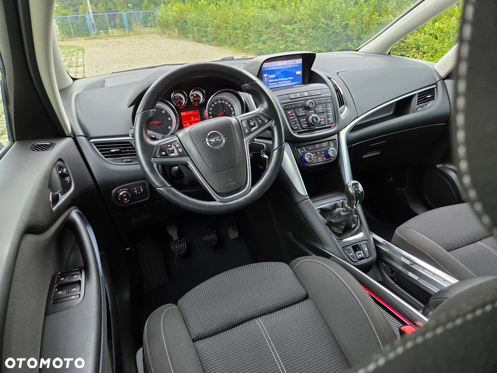 Opel Zafira - 18