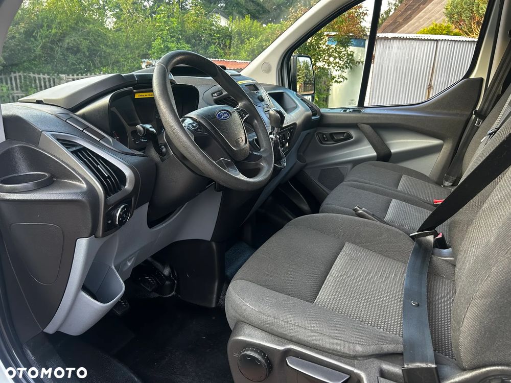 Ford TRANSIT CUSTOM - 16