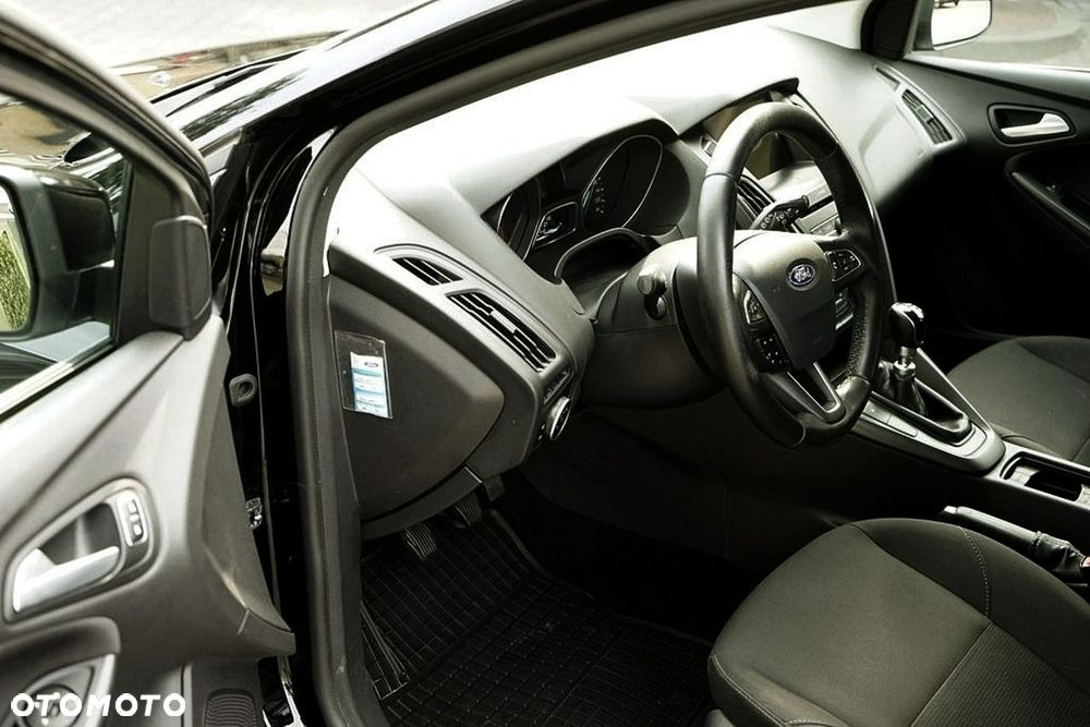 Ford Focus - 14