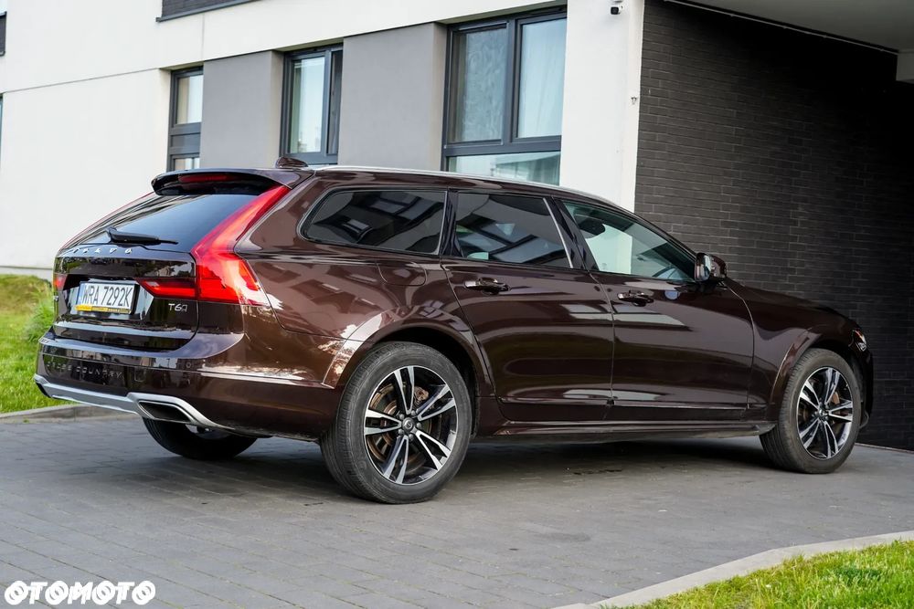 Volvo V90 Cross Country T6 AWD Pro - 5
