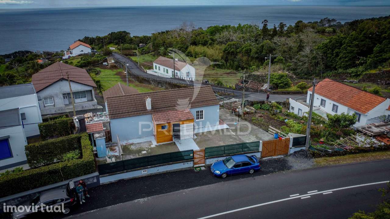 Moradia T2 com Vista Mar – Silveira, Lajes do Pico - Grande imagem: 4/28