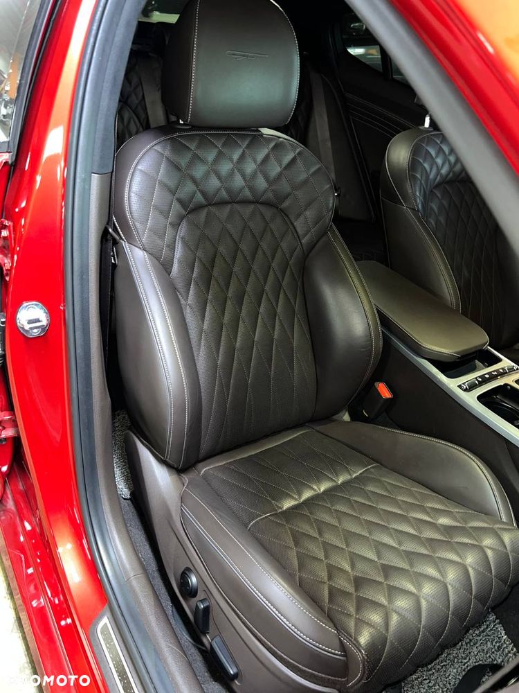 Kia Stinger 3.3 T-GDI V6 GT AWD - 36