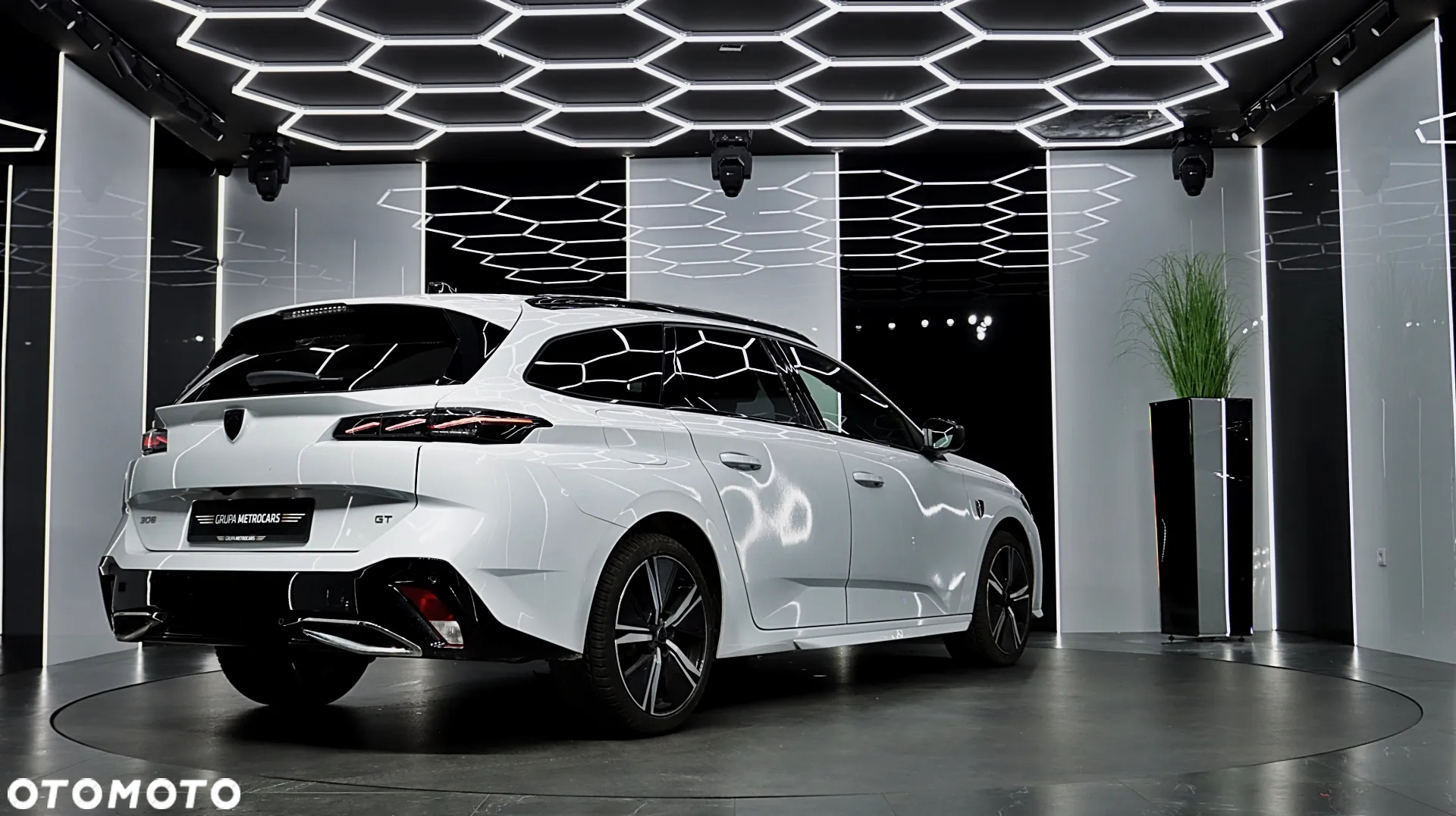 Peugeot 308 1.2 PureTech GT S&S EAT8 - 8