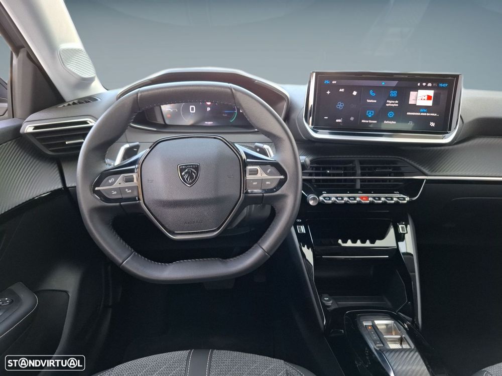 Peugeot 208 1.2 Hybrid Allure e-DCS6 — fotografia 17