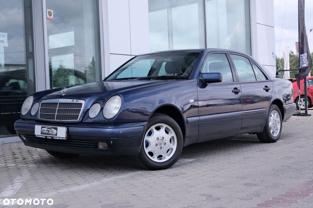 Mercedes-Benz Klasa E 200 CDI Elegance - 2