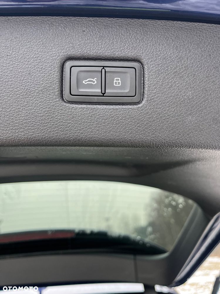 Audi Q7 55 TFSI quattro tiptronic - 12