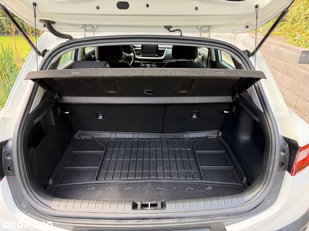 Kia Stonic 1.2 L - 9