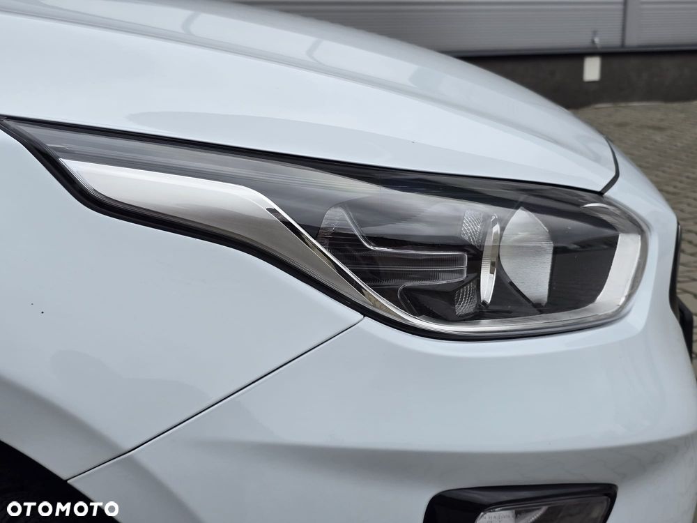 Kia Ceed - 3