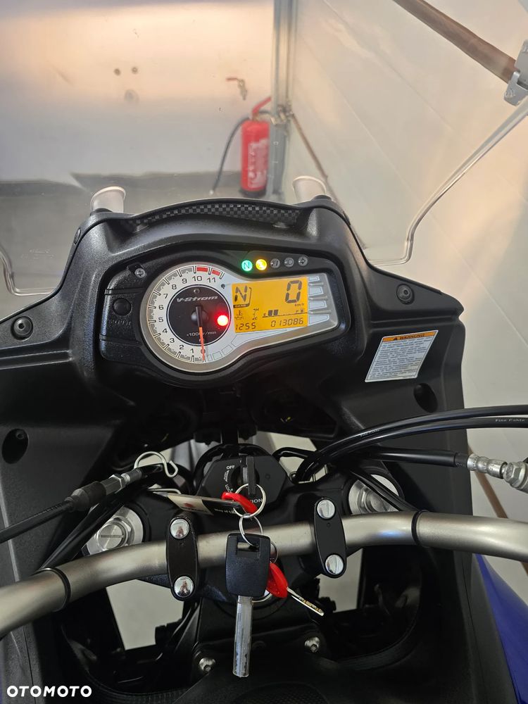 Suzuki DL - 21