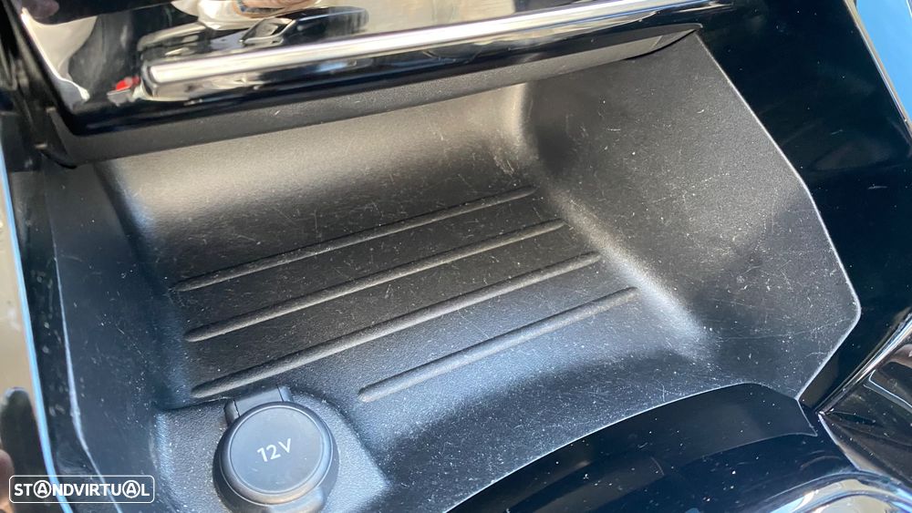 Peugeot e-2008 50 kWh Allure Pack - 47