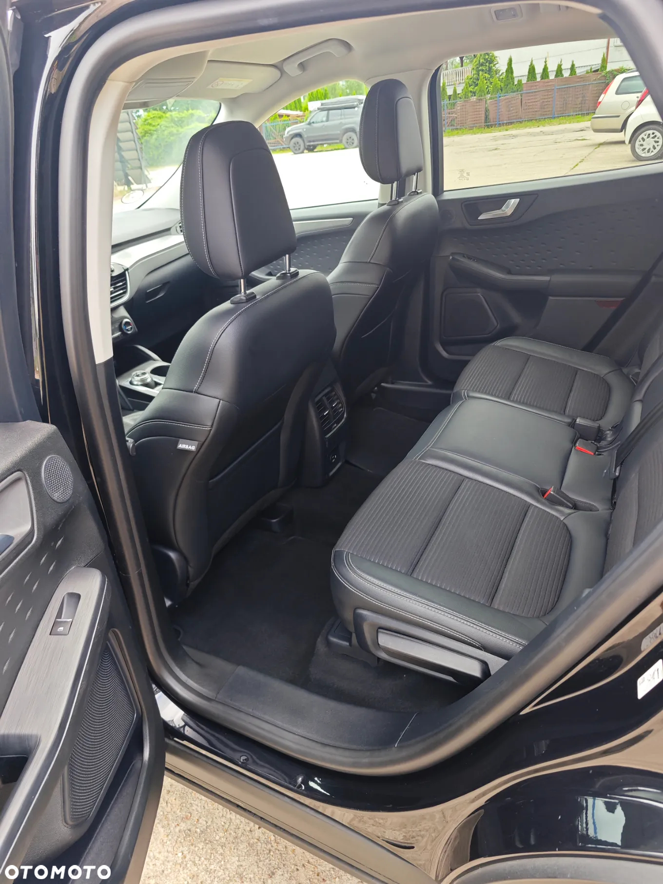 Ford Kuga 1.5 EcoBlue TITANIUM - 12
