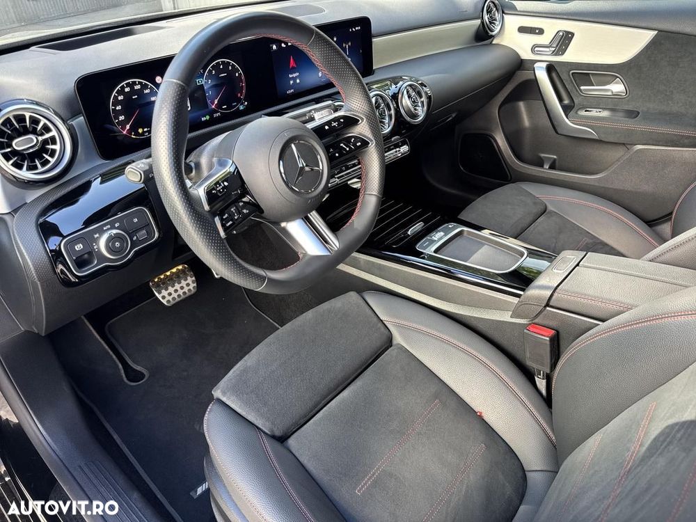 Mercedes-Benz A 200 Sedan MHEV 7G-DCT - 9