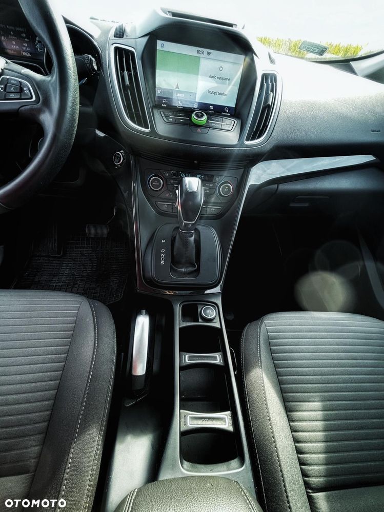 Ford Grand C-MAX - 24