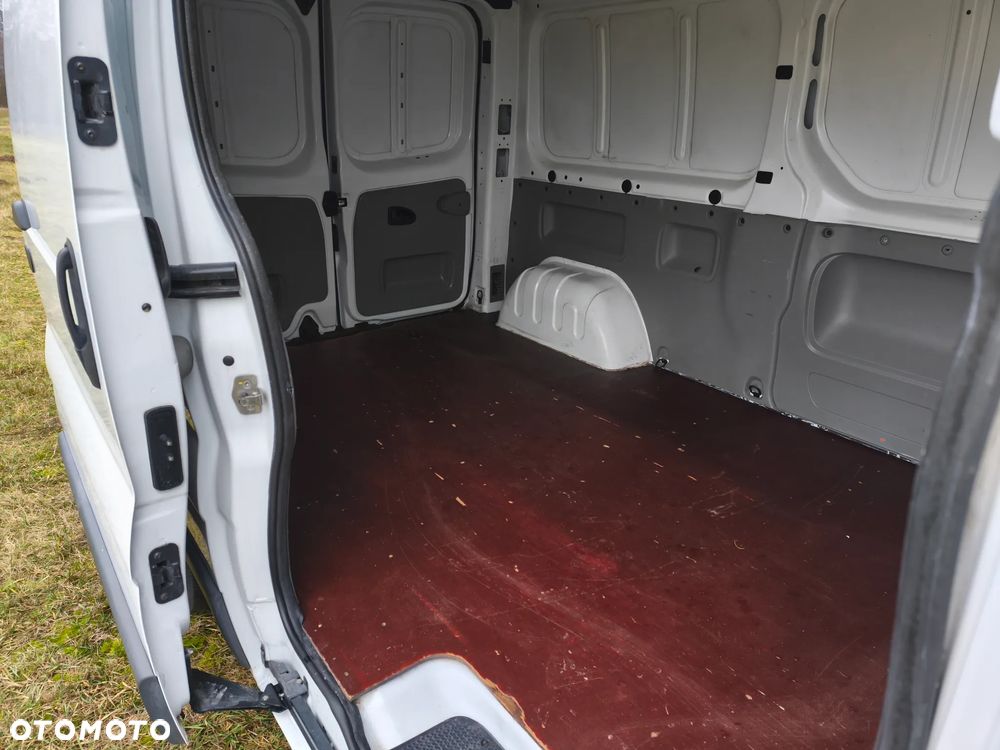 Renault TRAFIC - 23